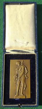 France, “Le Figaro” newspaper, bronze prize medal circa 1925