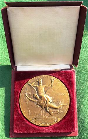 France, Paris Exposition 1900, bronze-gilt medal by J-C Chaplain, 63mm, in original fitted case
